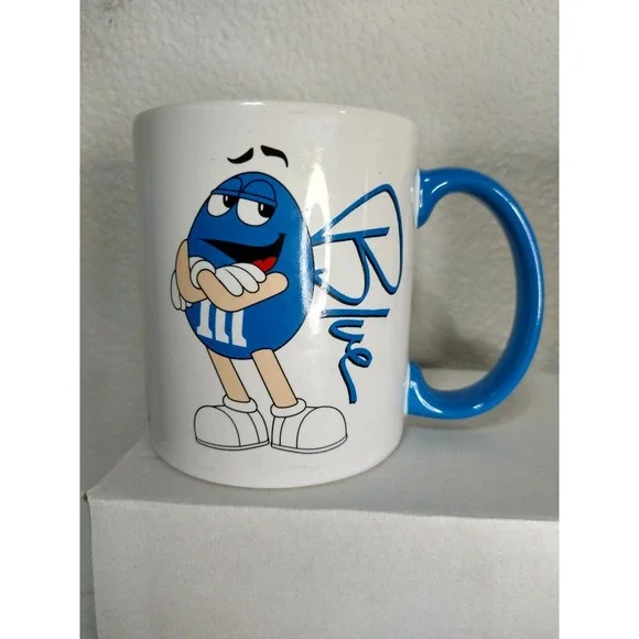 Mars Collectibles Red Santa, Blue, Green M&m's Cups I Melt for No One Lot of 4 - Picture 2 of 10